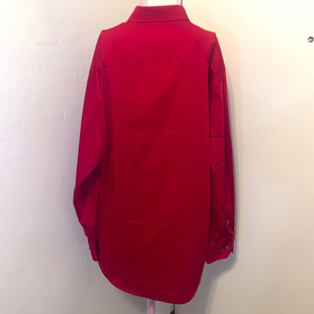 🎁Like New Alfani Regular Fit Men's Red L/S Dress shirt- Medium 15-15.5, 32-33 - Picture 12 of 16